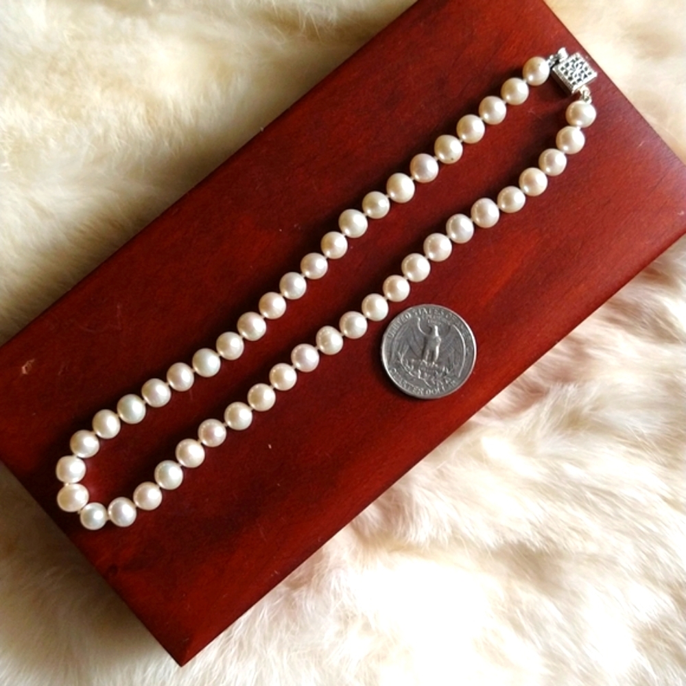 Anthro Freshwater Pearl choker necklace 14" - Picture 3 of 9